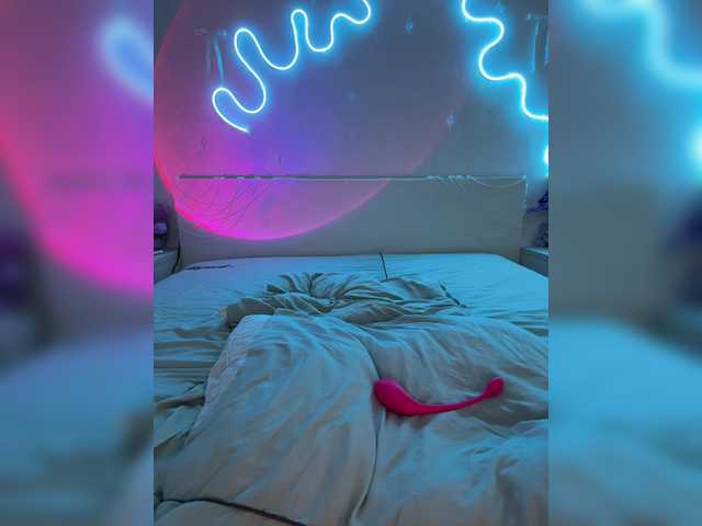 LunaLu13's BongaCams show and profile