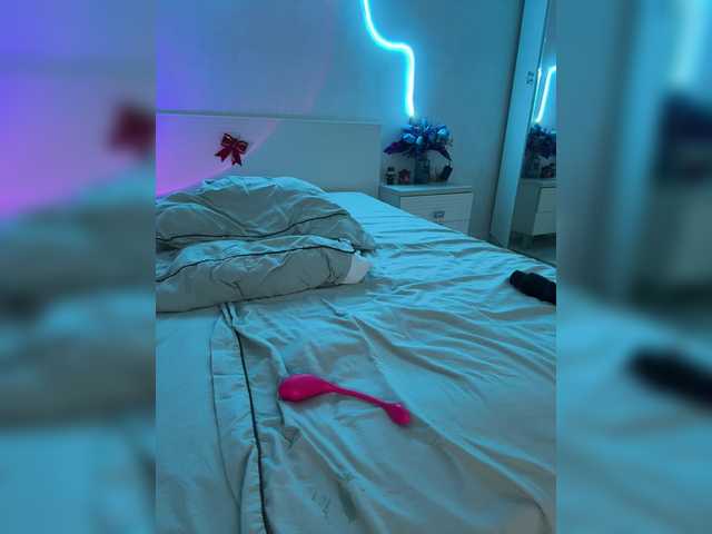 LunaLu13's BongaCams show and profile