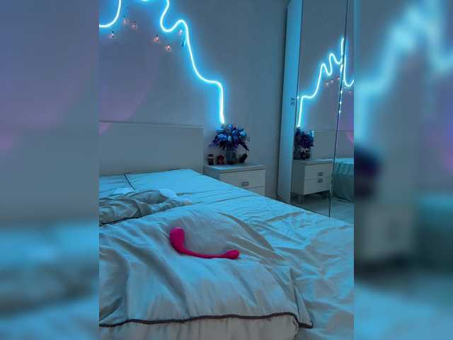 LunaLu13's BongaCams show and profile