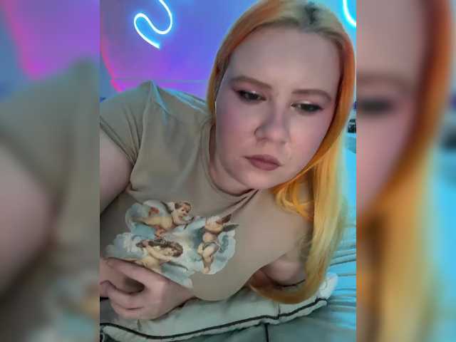 LunaLu13 from BongaCams