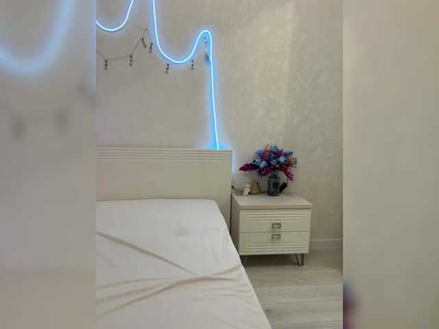 LunaLu13's BongaCams show and profile