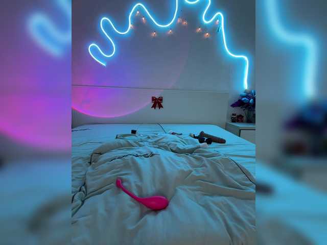 LunaLu13 from BongaCams