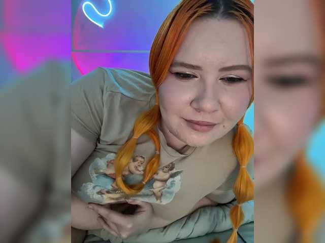 LunaLu13's BongaCams show and profile