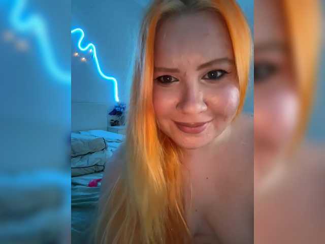 LunaLu13's BongaCams show and profile