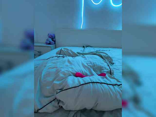 LunaLu13 webcam