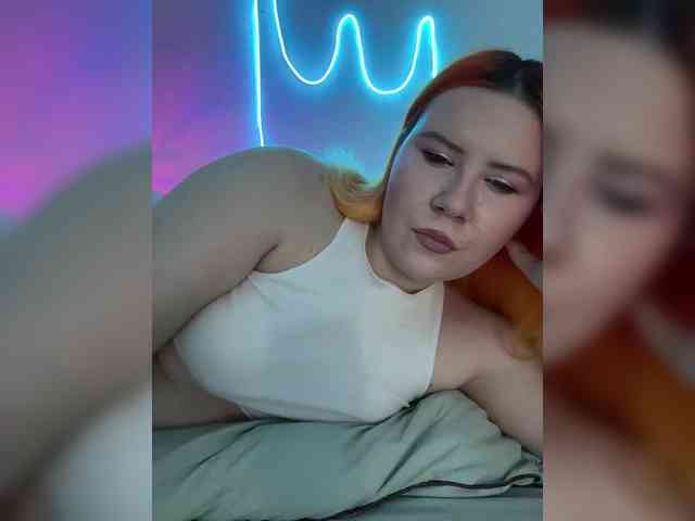 LunaLu13 webcam