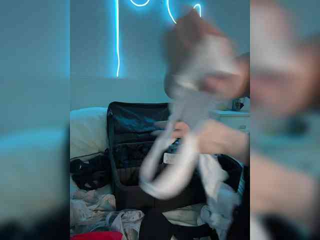 LunaLu13 Live Webcam on BongaCams