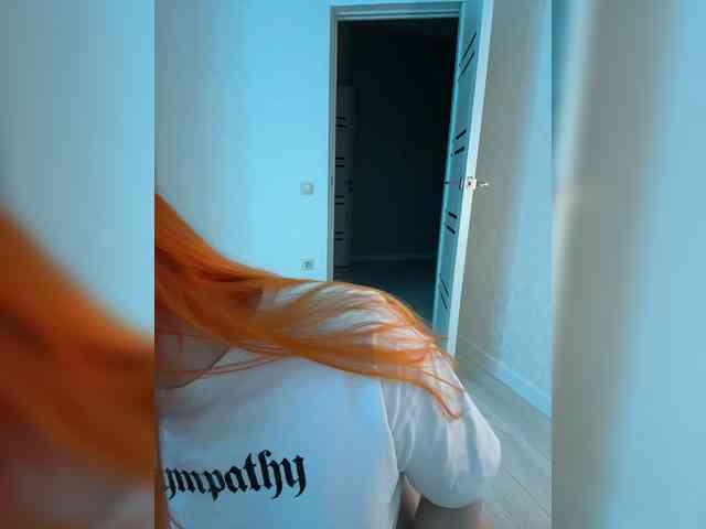 LunaLu13 Live Webcam on {site_name}