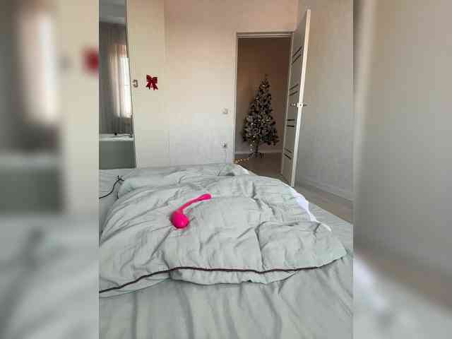 LunaLu13 Live Webcam on BongaCams