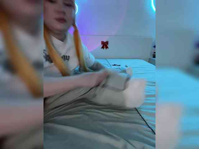 Luna_Lu webcam