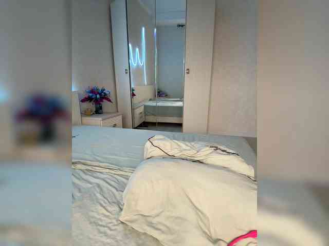 LunaLu13 webcam
