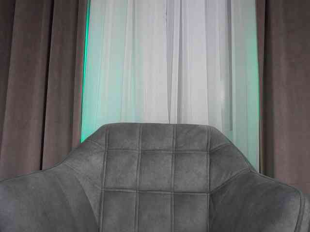 dee_zee webcam