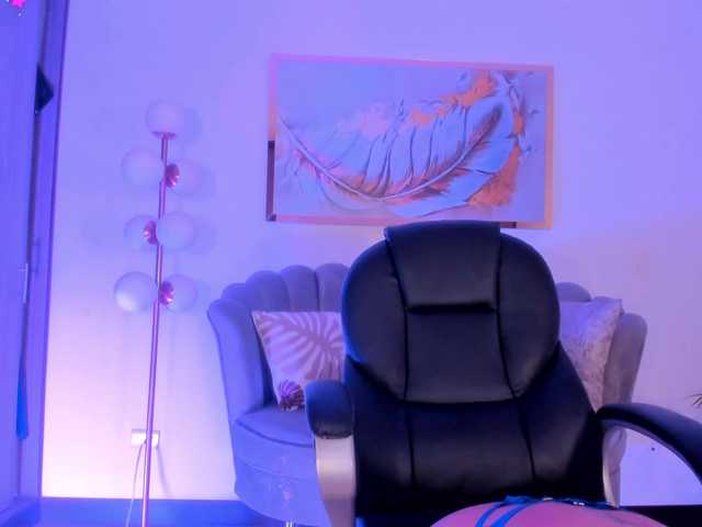 ZoePresley1 from BongaCams is Freechat