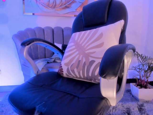  ZoePresley1 chat room