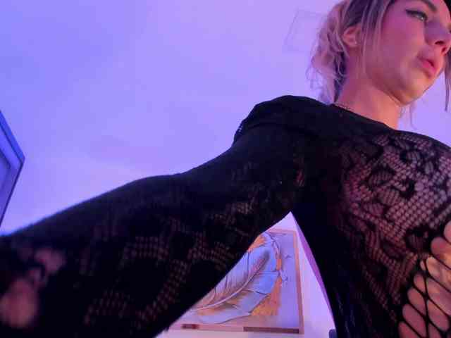 ZoePresley1 webcam