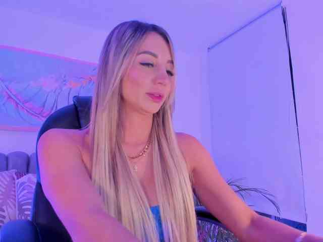 ZoePresley1 webcam