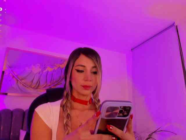 ZoePresley1