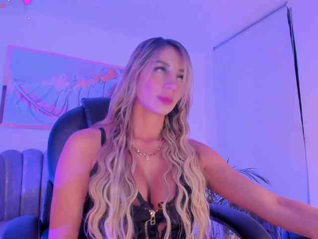 ZoePresley1 webcam