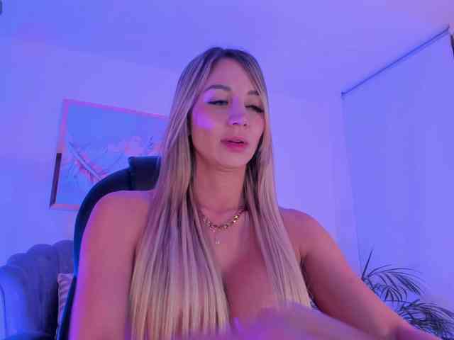 ZoePresley1 webcam