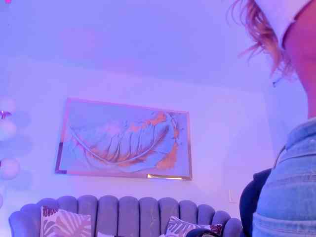 ZoePresley1 ZoePresley1