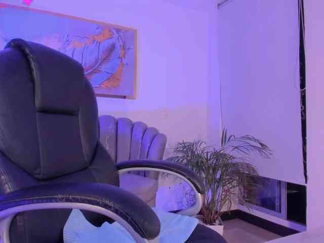 ZoePresley1 webcam