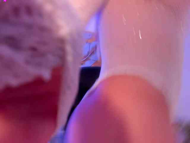 ZoePresley1 webcam