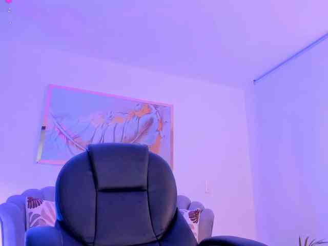 ZoePresley1 ZoePresley1