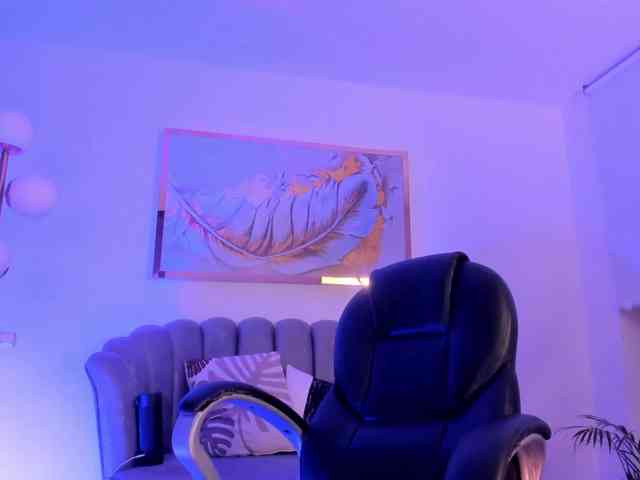 ZoePresley1 ZoePresley1