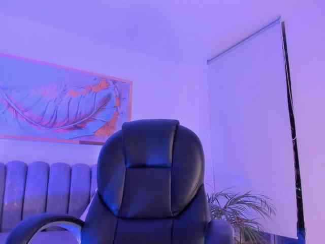 ZoePresley1 webcam