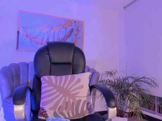 ZoePresley1 webcam