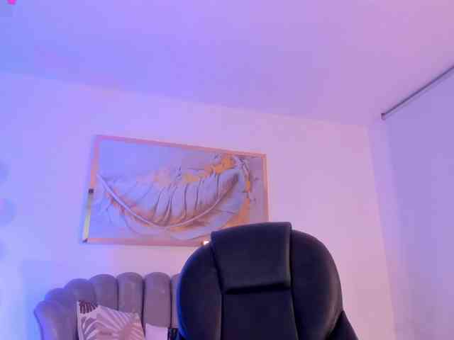 ZoePresley1 webcam