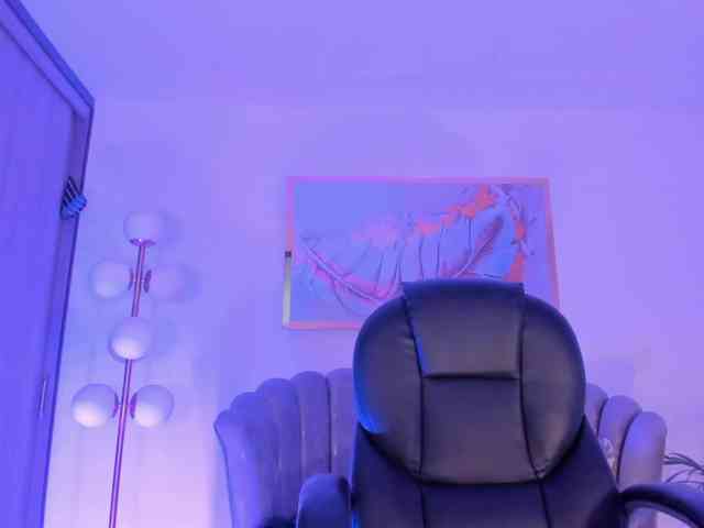 ZoePresley1 webcam