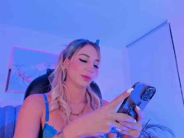 ZoePresley1 webcam