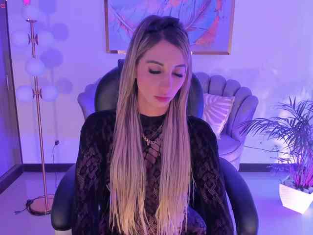 ZoePresley1 webcam