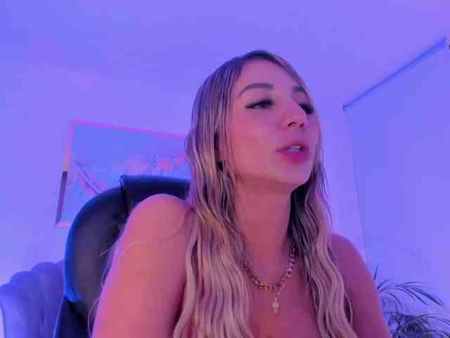 ZoePresley1 webcam