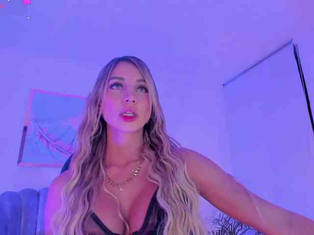 ZoePresley1 webcam