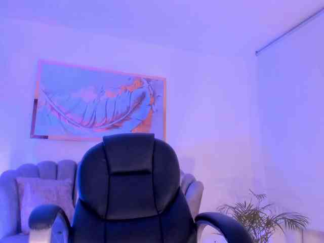 ZoePresley1 webcam