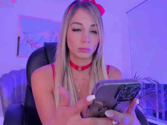 ZoePresley1 webcam
