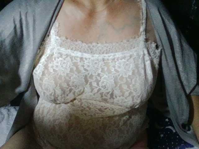 HotSqrt4u webcam bongacams model stream image