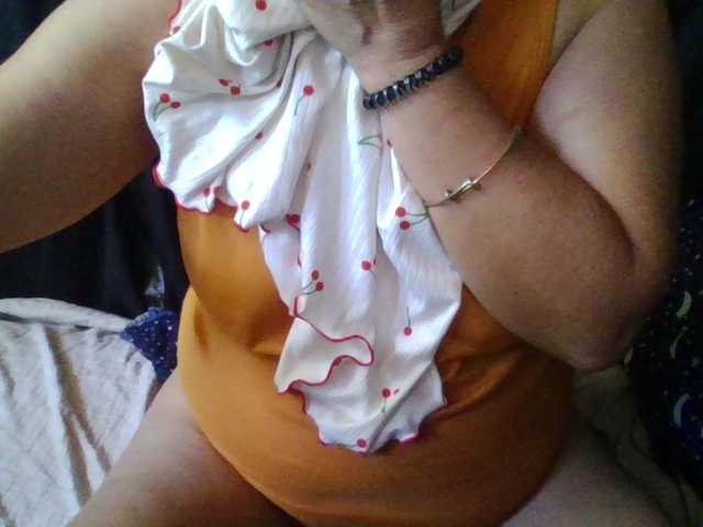 HotSqrt4u's BongaCams show and profile