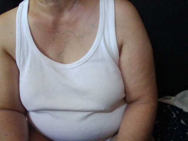 HotSqrt4u's BongaCams show and profile