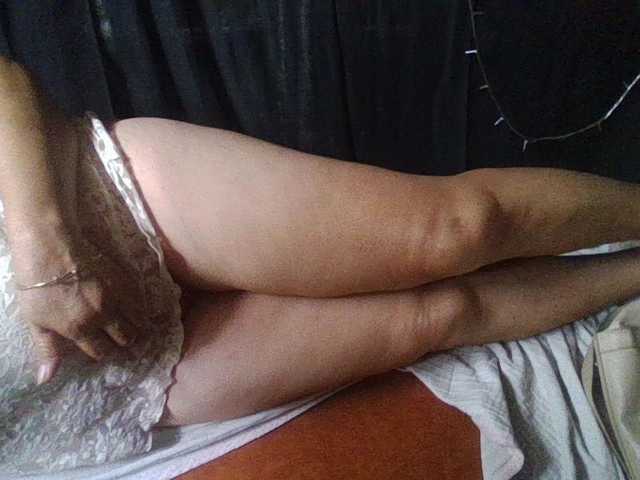 HotSqrt4u's BongaCams show and profile