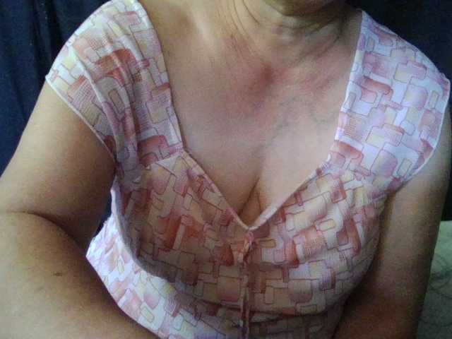 HotSqrt4u's BongaCams show and profile