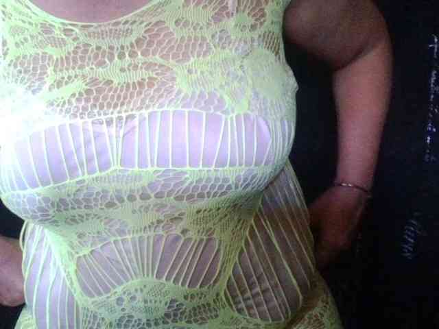 HotSqrt4u webcam