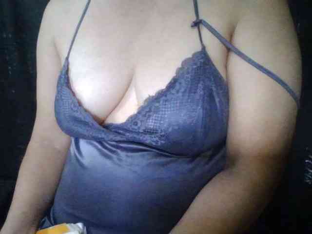 HotSqrt4u webcam