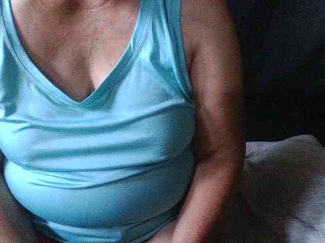 HotSqrt4u webcam