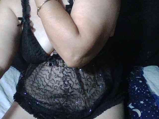 HotSqrt4u webcam