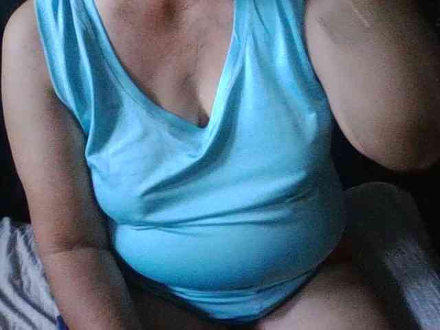 HotSqrt4u webcam