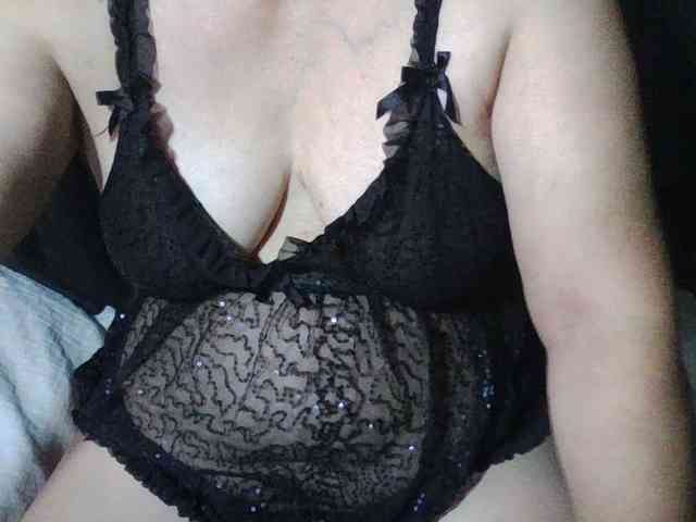 HotSqrt4u webcam