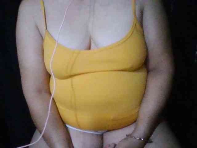 HotSqrt4u webcam